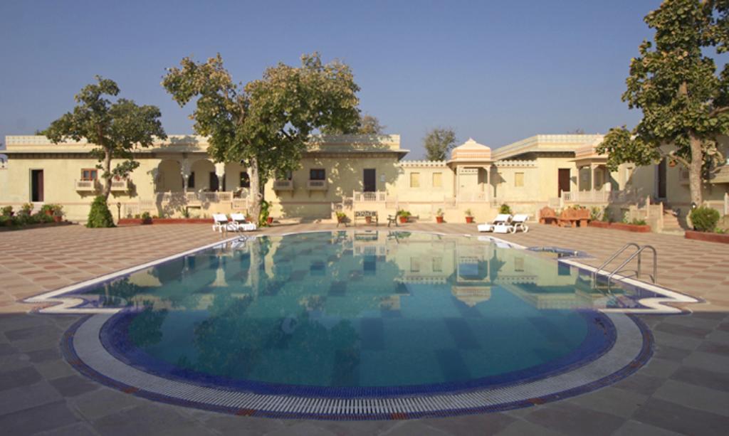 Amar Mahal Hotel Orchha Exterior photo