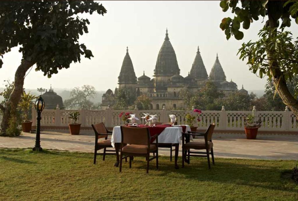 Amar Mahal Hotel Orchha Exterior photo
