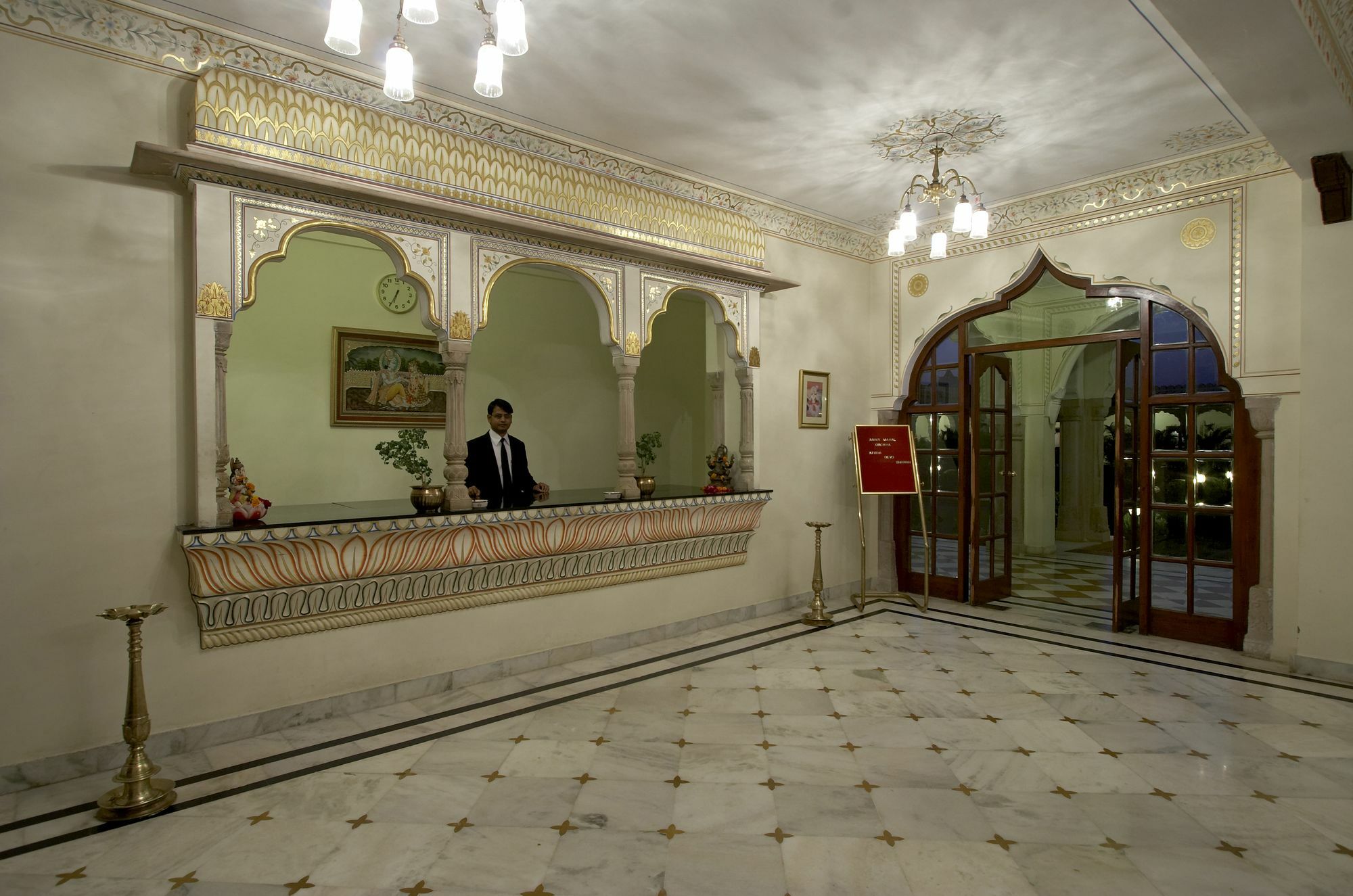 Amar Mahal Hotel Orchha Exterior photo